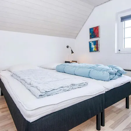 Six-bedroom In Harboore 2 Vakantiehuis Harboør