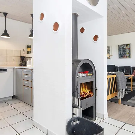 Six-bedroom In Harboore 2 Vakantiehuis *