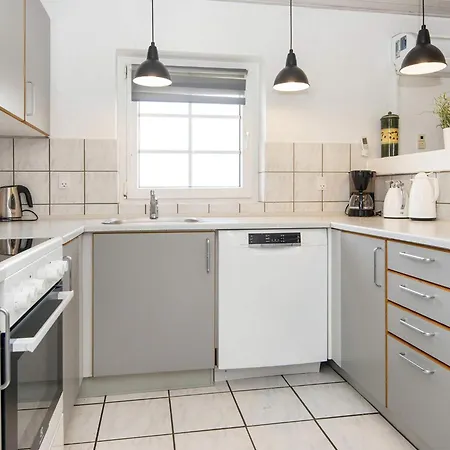Six-bedroom In Harboore 2 Vakantiehuis *