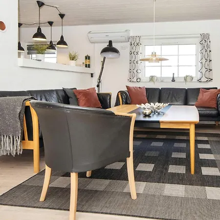 Six-bedroom In Harboore 2